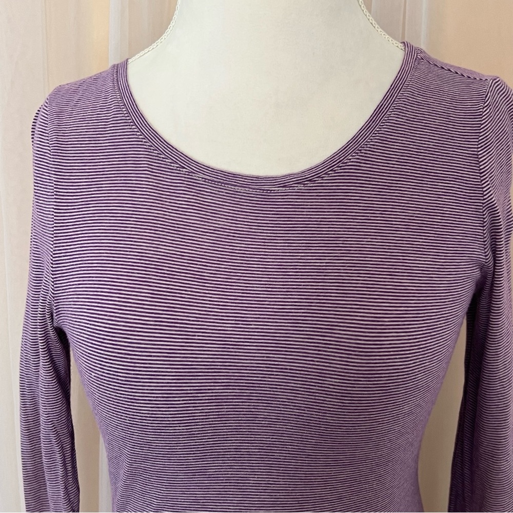 Express Top - Picture 2 of 8